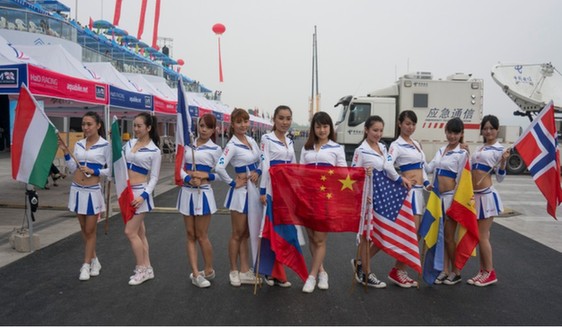 2013世界水上極速運(yùn)動(dòng)大賽 俊男靚女齊聚靜蘭賽場(chǎng)
