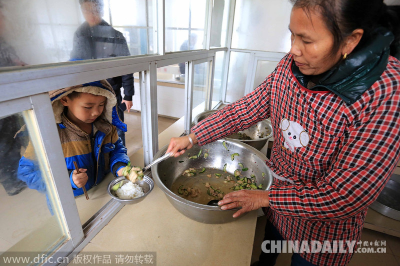 廣西柳州市免費午餐受益學(xué)生超過18萬人
