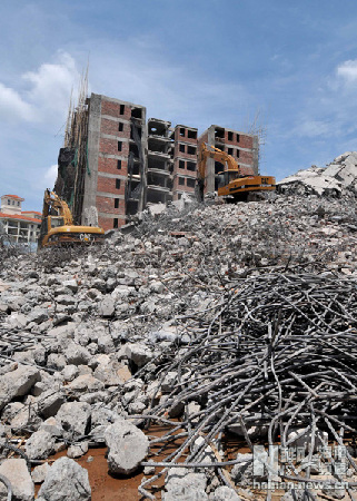 ?？谏习肽瓴鸪`法建筑近30萬平方米