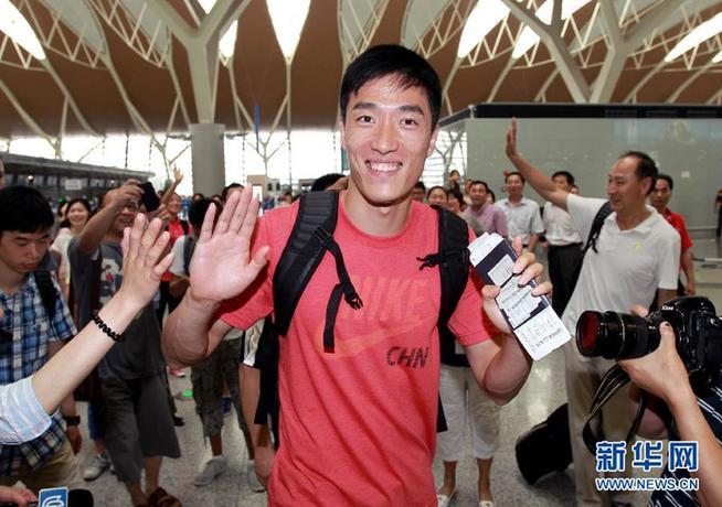 劉翔抵達倫敦 備戰奧運