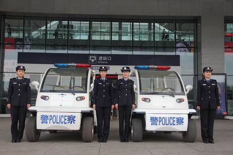 綻放在?？跂|環高鐵的警花