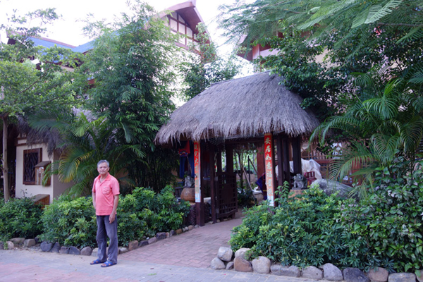 海南文明生態村巡禮之三——農民變身來致富