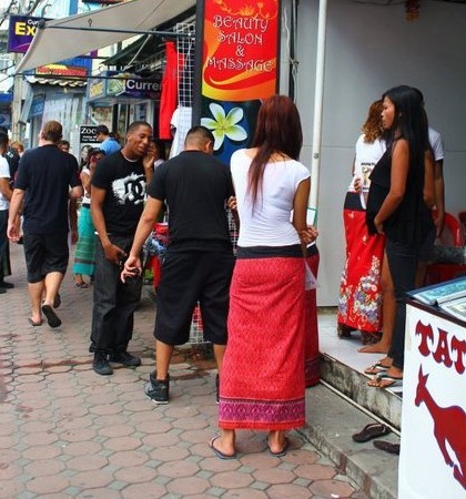 泰國(guó)的“租妻”文化