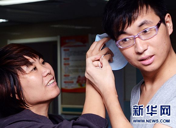 母親割肝摘腎救子 母子雙雙康復出院