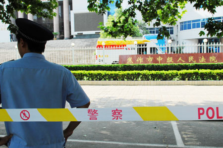 河南“瘦肉精”案公開審理