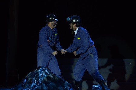 河南64所高校精英聚洛陽 比拼才藝展精彩