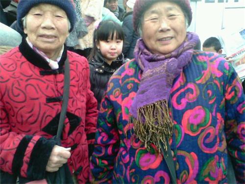 鄭州地鐵一號(hào)線開(kāi)通：速度真快 服務(wù)真行