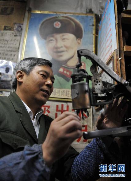 “雷鋒鞋匠”孟廣彬:小鞋攤演繹人生大舞臺(tái)