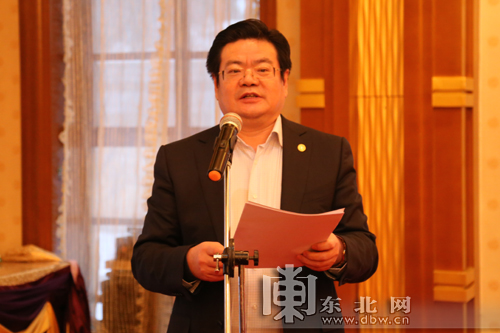 張效廉出席新聞媒體——新聞發(fā)言人見(jiàn)面會(huì)并講話