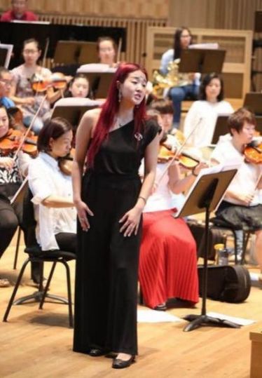 享譽(yù)英國(guó)“音色最柔美的東方女高音”將在哈爾濱開(kāi)個(gè)人演唱會(huì)