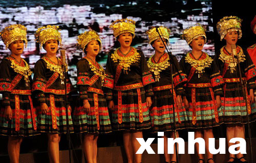 恩施舉辦民歌大家唱晚會(huì)