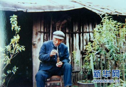 學習楊善洲精神：堅守共產黨人的精神高地