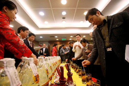 第八屆中國國際茶業(yè)博覽會“品茶斗水”大賽落幕