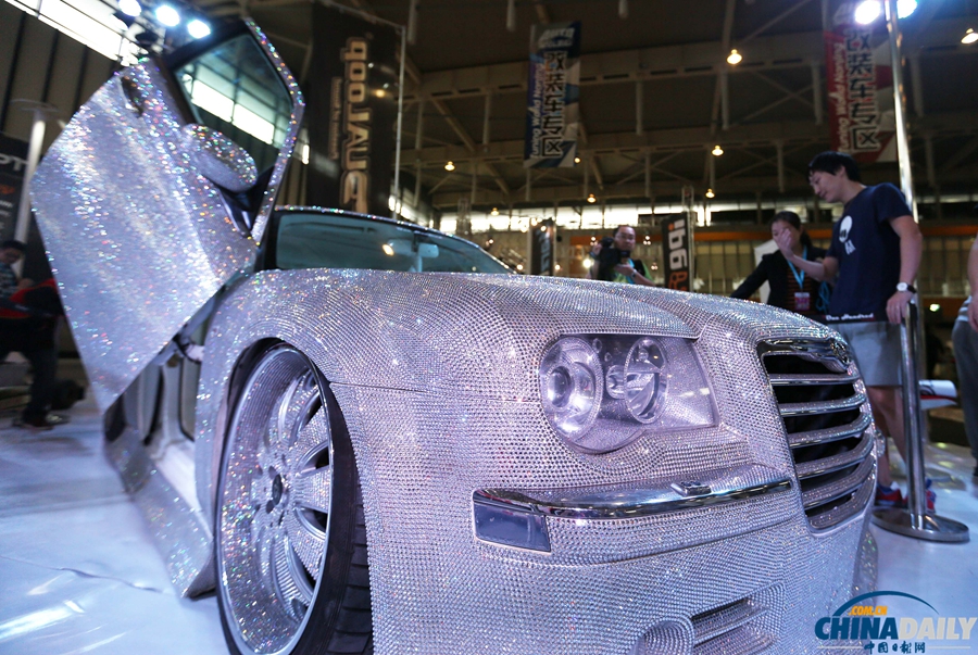 “鉆石汽車”亮相第十二屆南京國際車展
