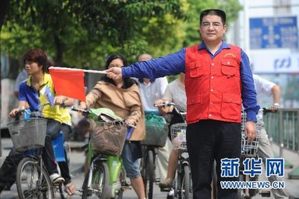 陳光標稱富人死前要花光錢 明年在京滬發(fā)紅包