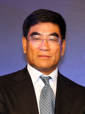 傅成玉當(dāng)選中國石化董事長