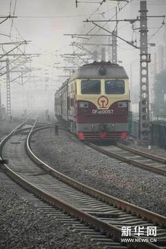 全國鐵路7月1日起調(diào)整運行圖 高鐵票價可浮動