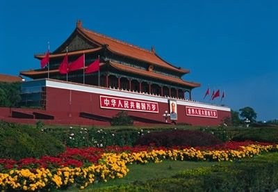 2011年中國(guó)十城市娶親花費(fèi)清單 深圳超200萬