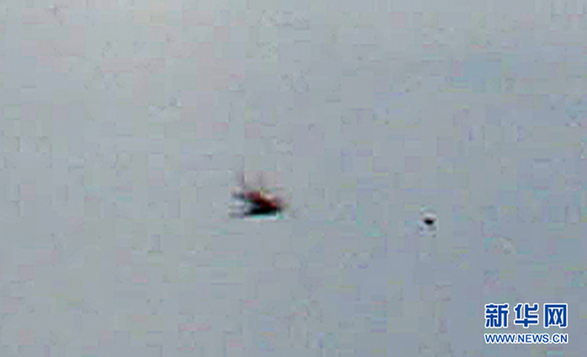 長春一大學生拍到疑似長白山天池“怪獸”照片