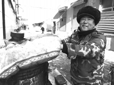 面對50萬巨款心不動(dòng)烤地瓜師傅主動(dòng)歸還