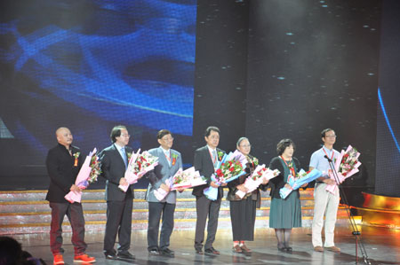 第十一屆中國(guó)長(zhǎng)春電影節(jié)隆重開(kāi)幕