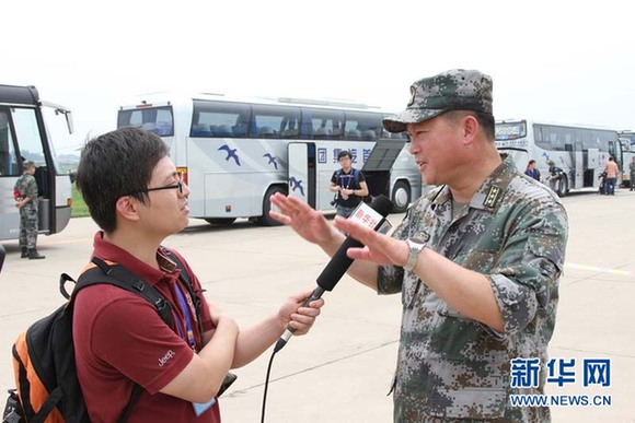 全軍第一支武裝直升機部隊向中外媒體開放
