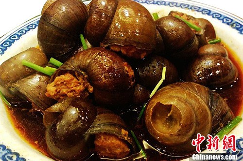 組圖：品味周莊萬三家宴“八大碗”
