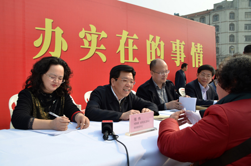 張家港楊舍鎮(zhèn)開展“民生面對面”活動