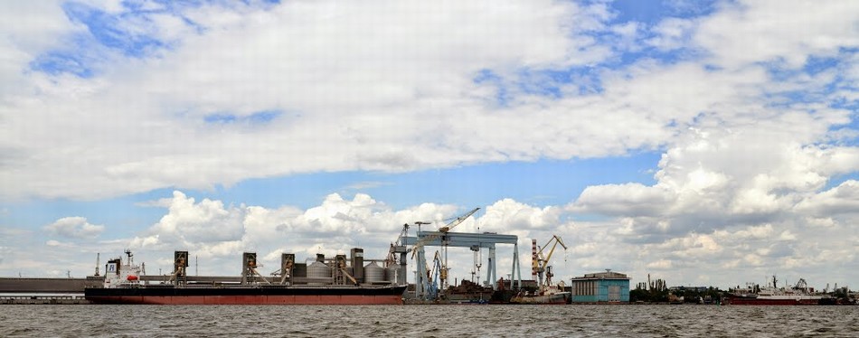 帝國的衰落：曾造出遼寧艦的造船廠如今雜草叢生