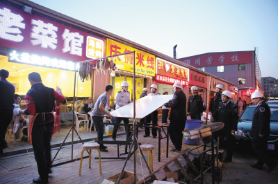 大連全面整治占道經營、占道燒烤等（圖）