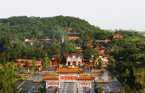 中國重點(diǎn)旅游網(wǎng)絡(luò)媒體代表采風(fēng)遂寧