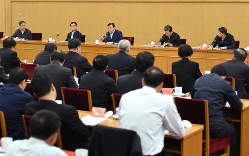 劉云山出席黨的群眾路線教育實踐活動中央巡回督導組工作總結會議