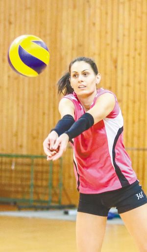 男女排齊引外援 四川排球受益期待突破