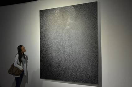 王子璇《心照》畫展成都開幕 翟永明北島等助陣