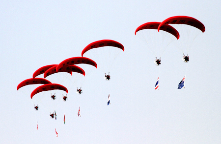 航空體育節(jié)點亮萊蕪