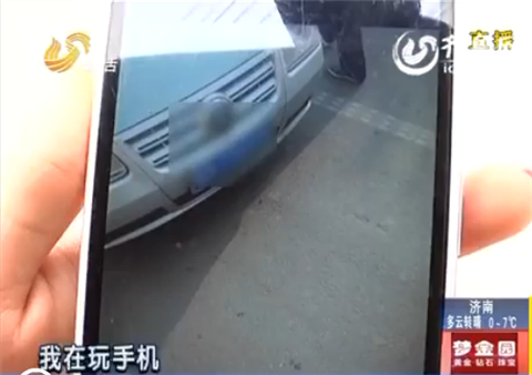 濟南：粗心大學生出租車上丟了包“一張照片”幫大忙