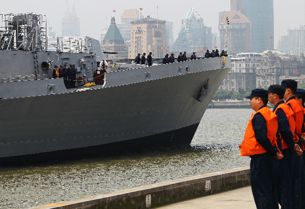 印度海軍艦艇編隊(duì)訪問上海