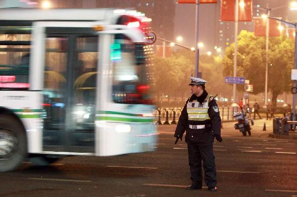 “吸塵器”的堅守：在寒風(fēng)中，在霧霾里，在雨雪下
