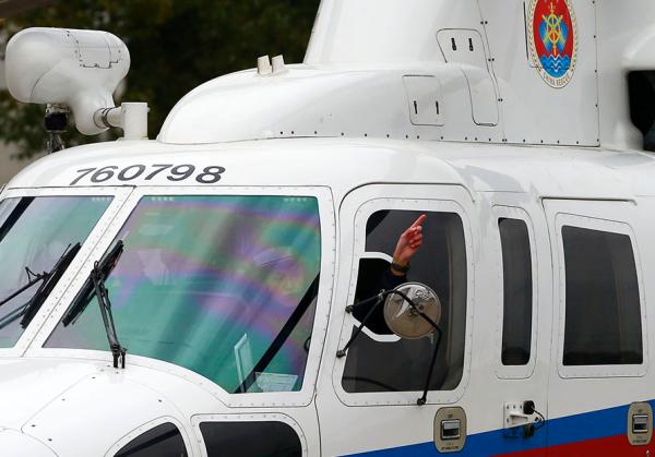 中國(guó)首批2名搜救直升機(jī)女機(jī)長(zhǎng)上崗 均畢業(yè)于上海