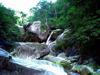 廣西10名失蹤“驢友”位置確定 大雪封山救援難度大