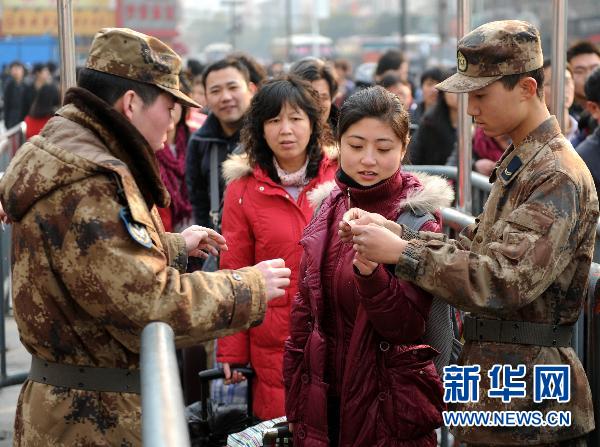 “三大難題”考驗春運 近29億人次能不能“走得動”