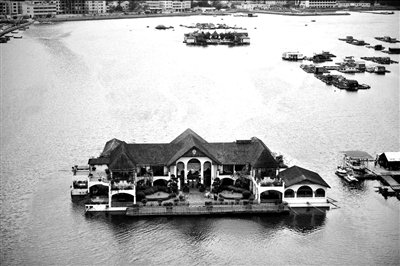 深圳耗資億元“海上皇宮”獲準重開 曾被定為違建