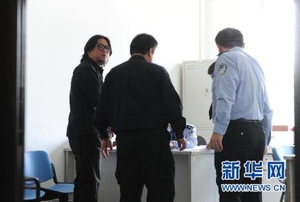 音樂人高曉松因醉駕被刑拘 稱愿承擔事故全部責任