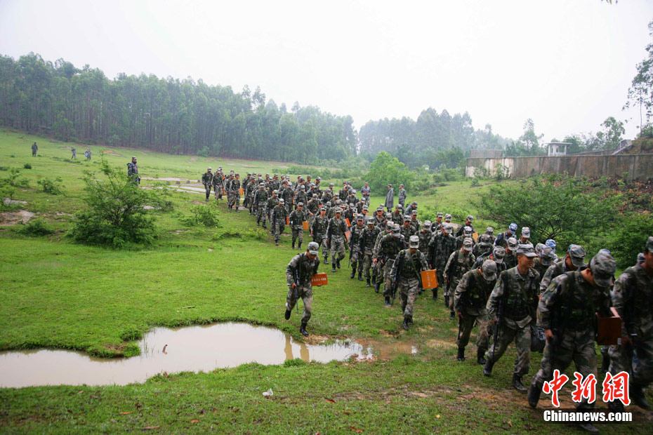 神槍手是這樣練出來的！中國非特種專業(yè)狙擊手集訓