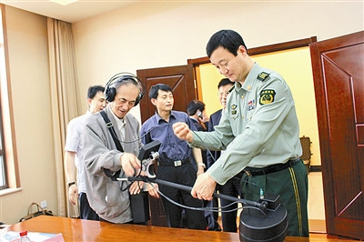 揭秘武警排爆手：每次執行任務前都寫好遺書(圖)