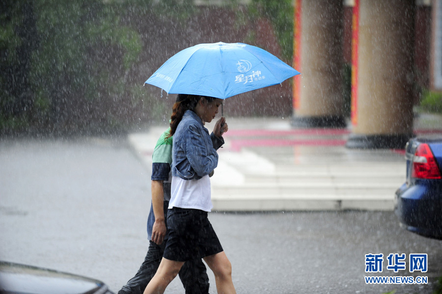 南方近日連遭強降雨 浙江發布首個暴雨黃色預警
