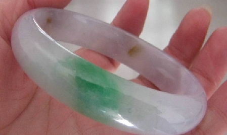 揭秘：爛石頭變翡翠的神奇過(guò)程