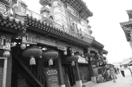 趙本山京城開館子 張藝謀姜文宋祖英都來捧場(圖)