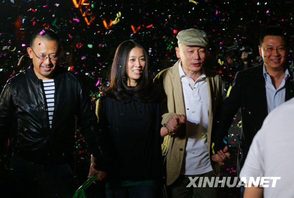 趙本山京城開館子 張藝謀姜文宋祖英都來捧場(圖)