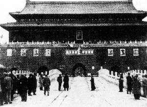 天安門城樓毛主席畫像三變身